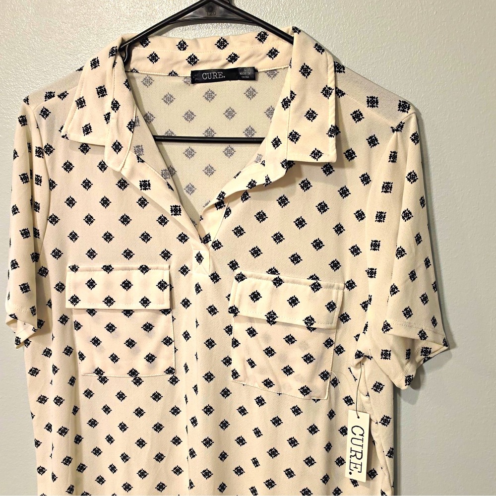 CURE. Ivory Black Geometric Crepe Collared Pullover Blouse Pocket Stretch L #336